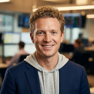 Photo de profil montrant Ryan Brooks comme analyste principal en trading chez Rendévoline